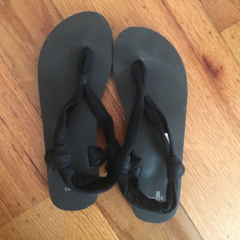 Women’s size 9 Sanuk sandal